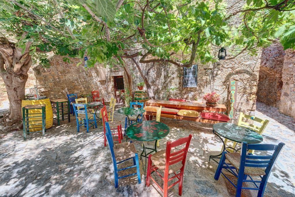 Ritsos Guesthouse Monemvasia Exterior photo